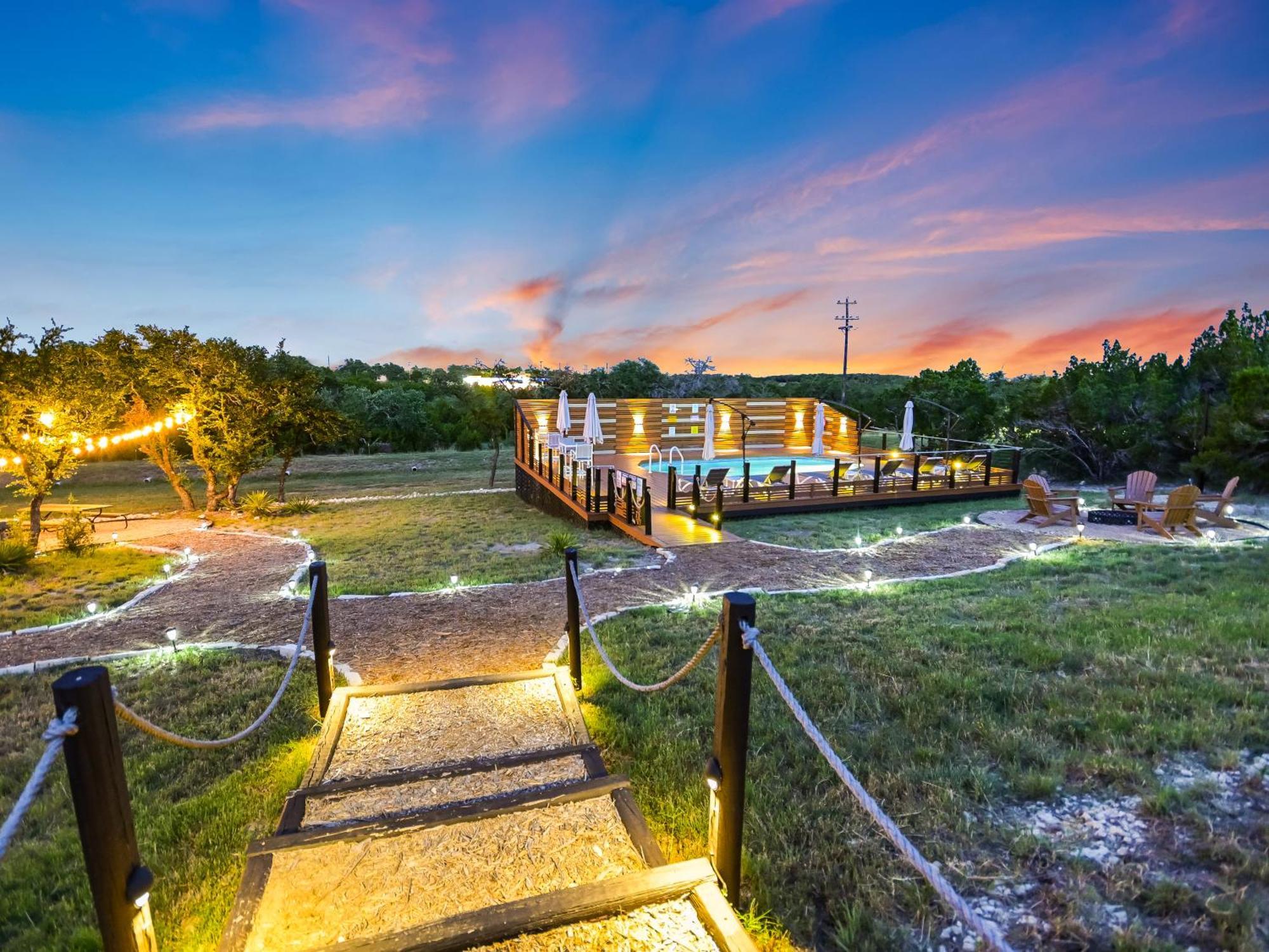 Udoscape Eco-Glamping Resorts Lago Vista Exterior photo